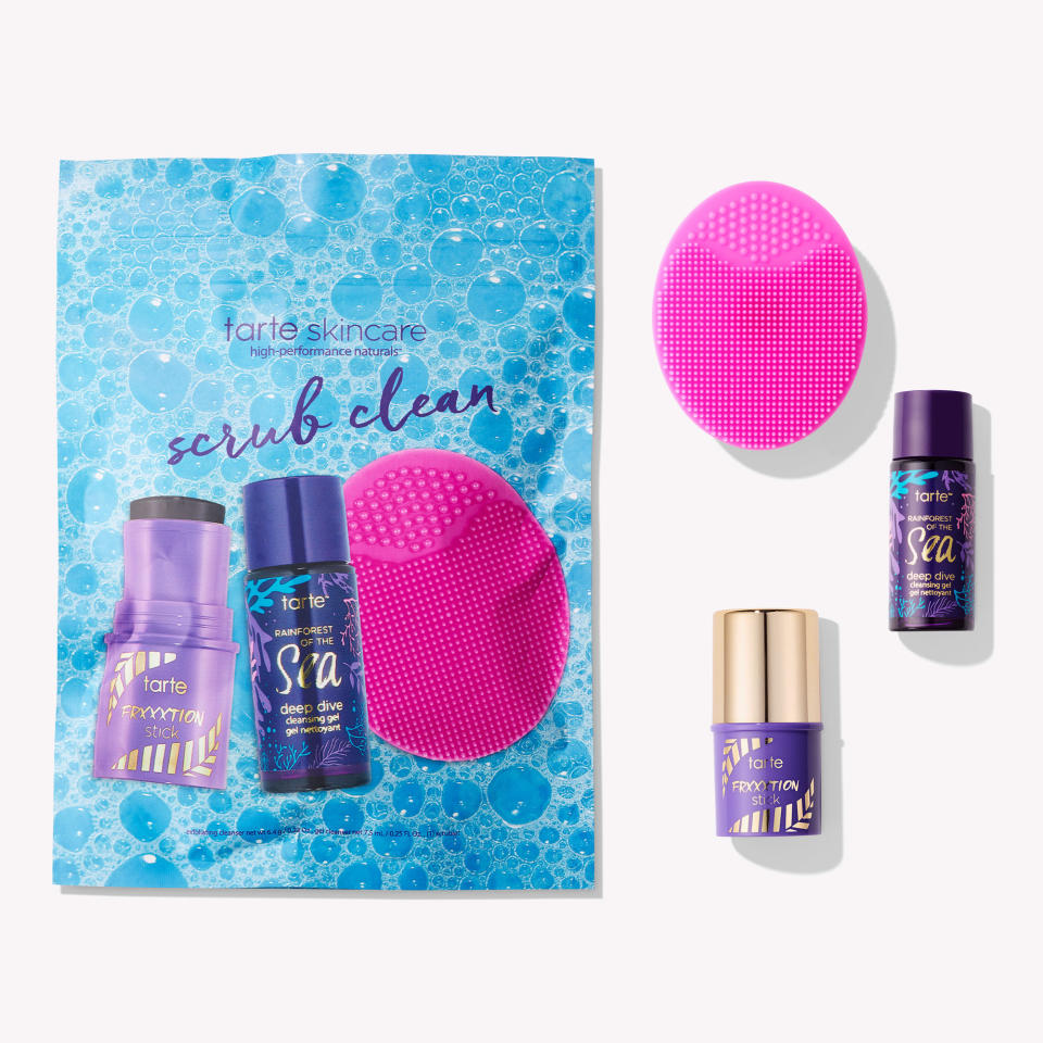 limited-edition scrub clean cleansing set