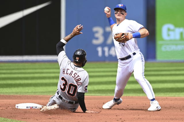 Matt Chapman homers as Blue Jays beat error-prone Tigers