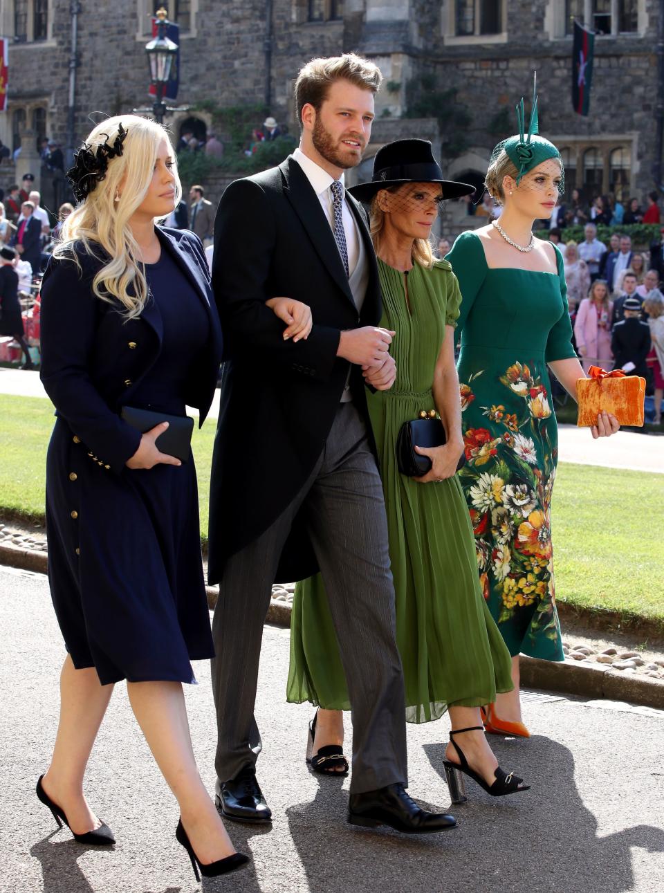 Louis Spencer arrive accompagné de sa famille au mariage du prince Harry.