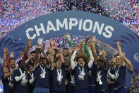 United States players celebrate after defeating Canada in a CONCACAF Nations League final match Sunday, June 18, 2023, in Las Vegas. (AP Photo/John Locher)
