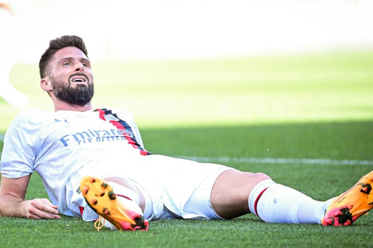 Olivier Giroud durante el empate 3-3 de su equipo, el AC Milan, en el campo del Sassuolo en la Serie A. En Reggio Emilia, el 14 de abril de 2024 (Piero CRUCIATTI)