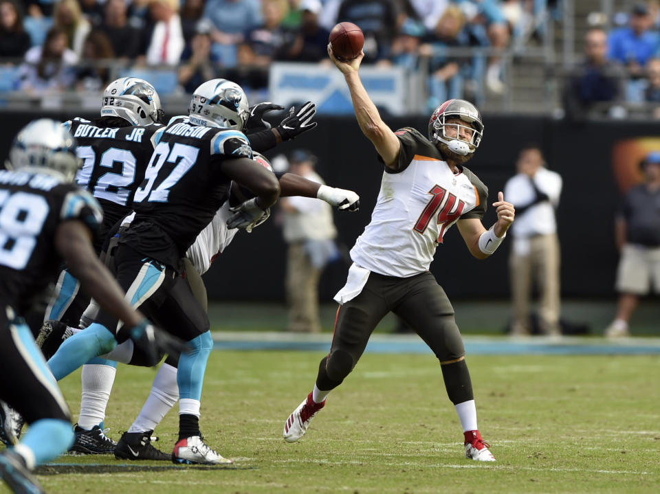 Ryan Fitzpatrick signs a two-year deal with the Miami Dolphins (AP Photo/Mike McCarn).