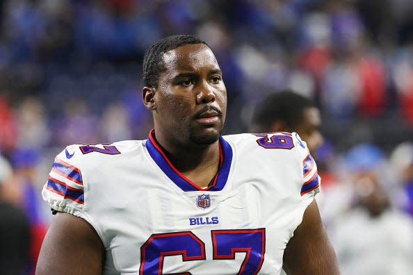 Buffalo Bills offensive tackle Justin Murray