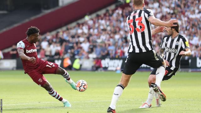 Kudus scores 1st Premier League goal to earn West Ham 2-2 draw against  Newcastle after Isak's double