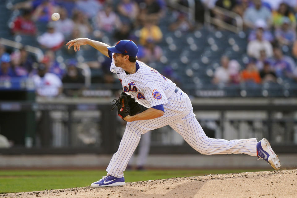 New York Mets starting pitcher Jacob deGrom delivers during the fifth inning of a baseball game against the Atlanta Braves, Monday, June 21, 2021, in New York. (AP Photo/Kathy Willens)