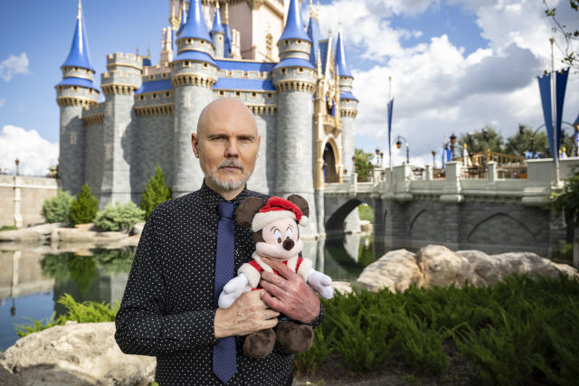 Smashing Pumpkins s Christmas carol on a Disney special confounded