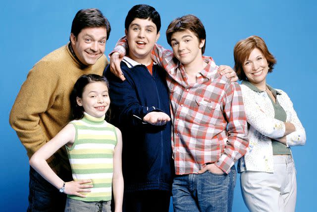 <p>Nickelodeon/Courtesy Everett</p> Jonathan Goldstein, Miranda Cosgrove, Drake Bell, Josh Peck, Nancy Sullivan in 'Drake & Josh'