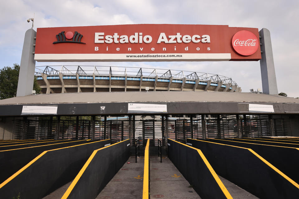 Vista exterior del Estadio Azteca el 17 de junio de 2022 en la Ciudad de México, México. México será sede de la Copa Mundial de la FIFA 2026 compartiendo la organización con Canadá y Estados Unidos. Será la primera vez que tres países acojan el torneo internacional más importante del fútbol. (Foto: Héctor Vivas/Getty Images)