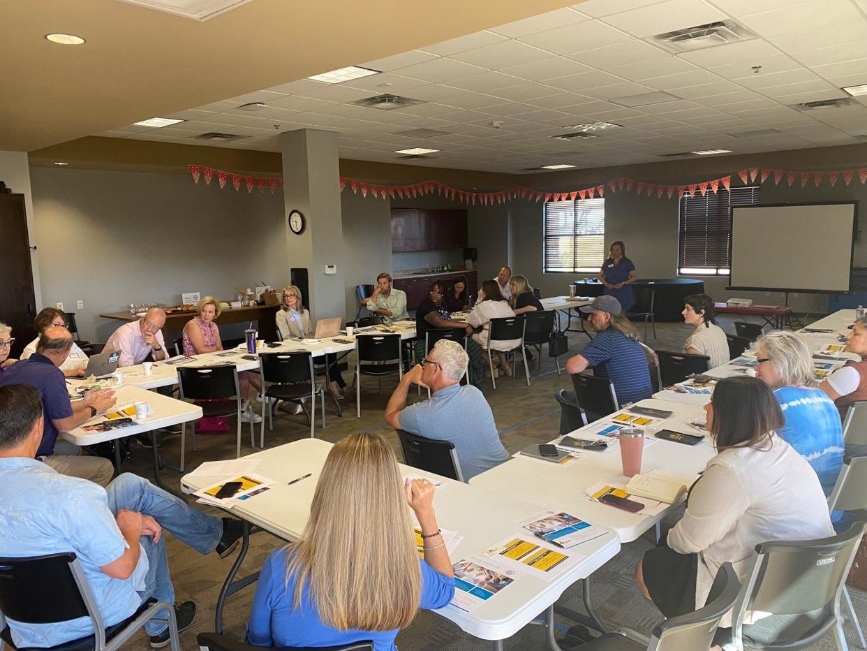 The city of Bee Cave  hosted its third business roundtable, with Mayor Kara King and more than 20 business leaders discussing solutions to the issues they are facing.