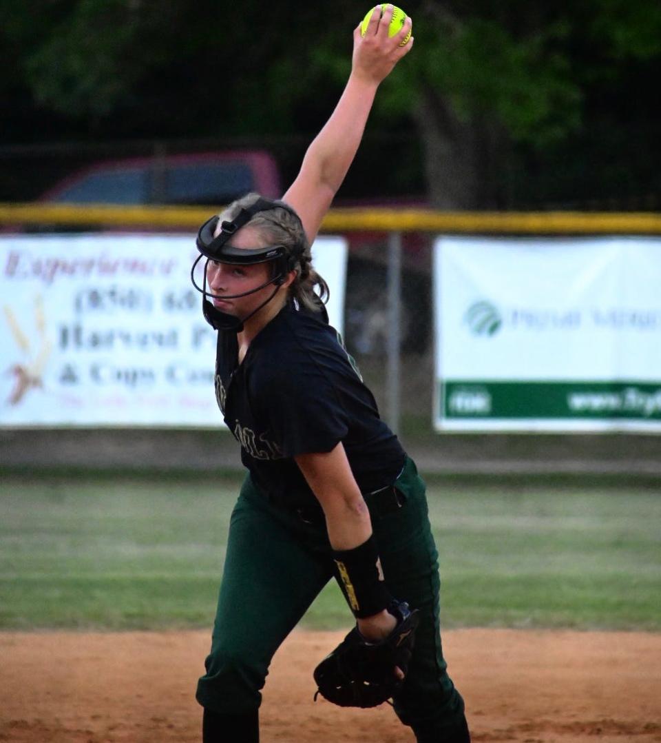 Lincoln's Gwen McGinnis pitches against Middleburg in Thursday night's Class 5A regional softball final.