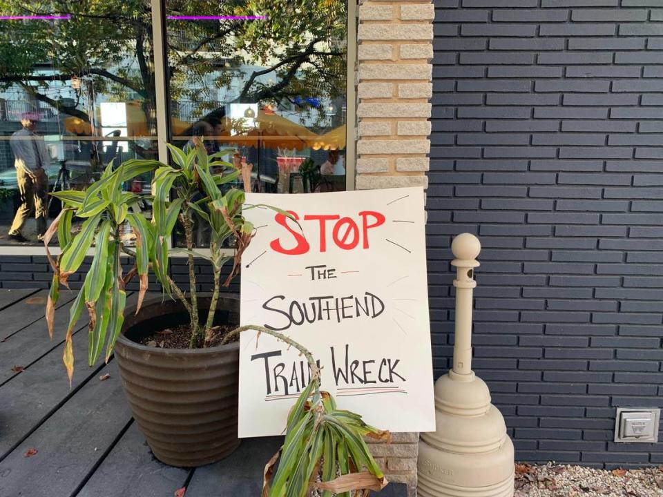 South End-area residents gathered at Frosty Beard Brewing on Thursday to discuss concerns with the possibility of NCDOT expanding train maintenance operations in the area.