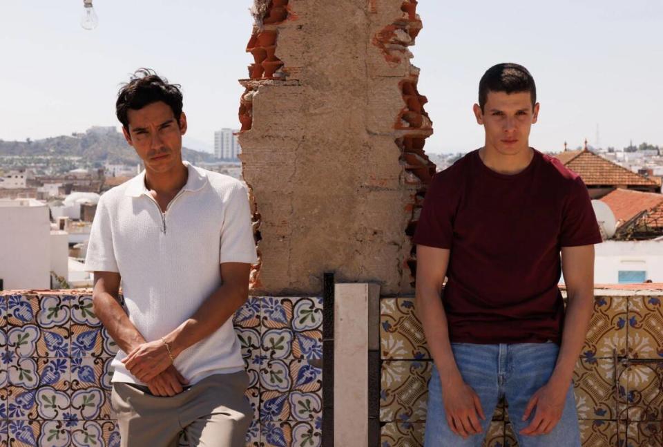 Adam Bessa et Noham Edje incarnent Driss et William dans « Ourika » 