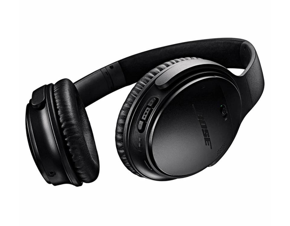 Bose QuietComfort 35 Series I Wireless Headphones, Factory Renewed. (Photo: eBay)