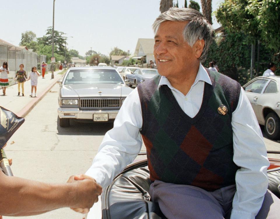 Mexican-American labor activist Cesar Chavez served as Grand Marshall of Los Angeles’ 1991 Cinco de Mayo parade. <a href="http://www.apimages.com/metadata/Index/Watchf-AP-A-CA-USA-APHS343353-Cesar-Chavez-is-g-/a9e2685f93214c4aa7377d2999d75f05/1/0" rel="nofollow noopener" target="_blank" data-ylk="slk:AP Photo/Chris Martinez;elm:context_link;itc:0;sec:content-canvas" class="link ">AP Photo/Chris Martinez</a>