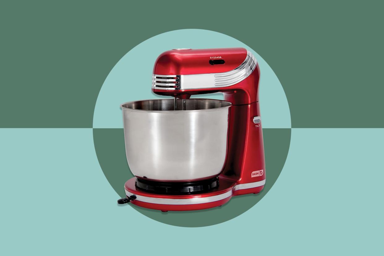 DASH Everyday Stand Mixer