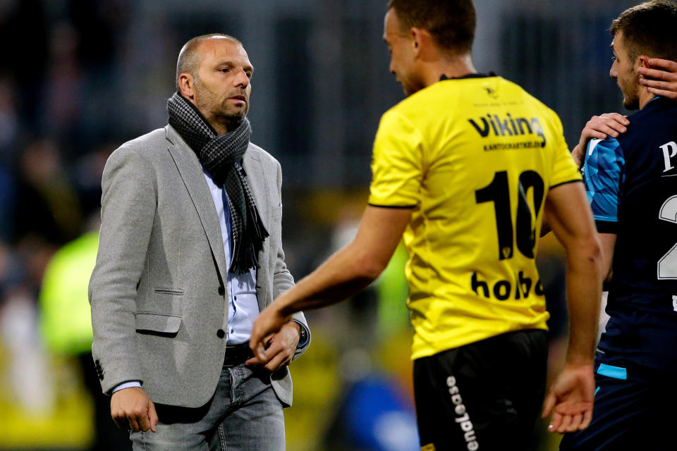 VENLO, NETHERLANDS - MAY 15: L-R Maurice Steijn of VVV Venlo during the Dutch Eredivisie  match between VVVvVenlo - Vitesse at the Seacon Stadium - De Koel on May 15, 2019 in Venlo Netherlands (Photo by Etienne Zegers/Soccrates/Getty Images)