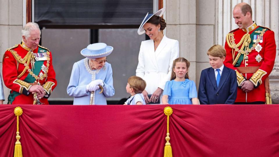 PHOTO: Prince Charles, Queen Elizabeth II, Prince Louis, Catherine, Duchess of Cambridge, Princess Charlotte, Prince George and Prince William on the balcony of Buckingham Palace during the Trooping the Color parade on June 2, 2022 in London. (Chris Jackson/Getty Images)