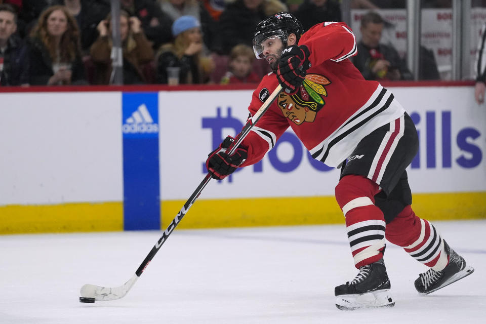 Chicago Blackhawks center Colin Blackwell shoots against the Edmonton Oilers during the second period of an NHL hockey game Tuesday, Jan. 9, 2024, in Chicago. (AP Photo/Erin Hooley)