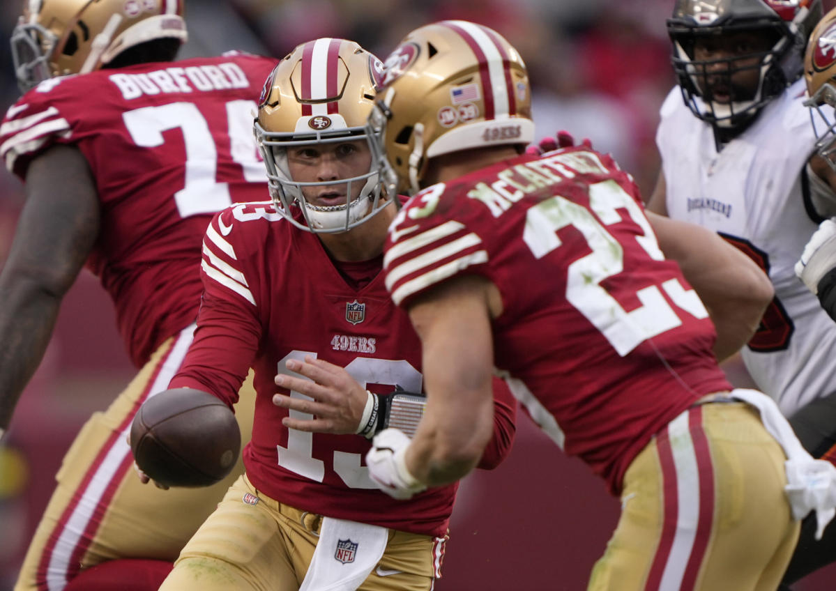 ESPN's early statistical projections for key 49ers on offense in 2023