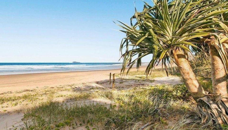 Marcoola Sunshine Coast Ramada Resort beach apartment for sale less than $100,000.