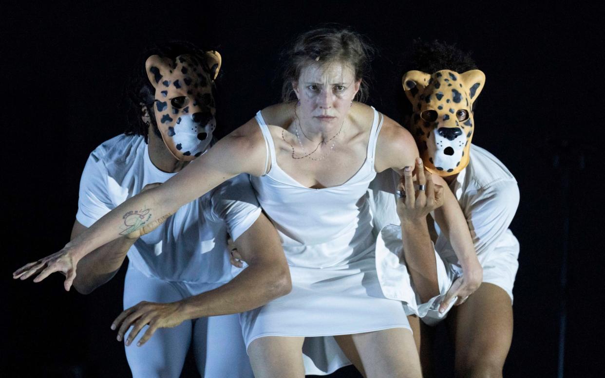 Hannah Shepherd-Hulford (centre) as Medea in Ruination at the Linbury Theatre - Alastair Muir