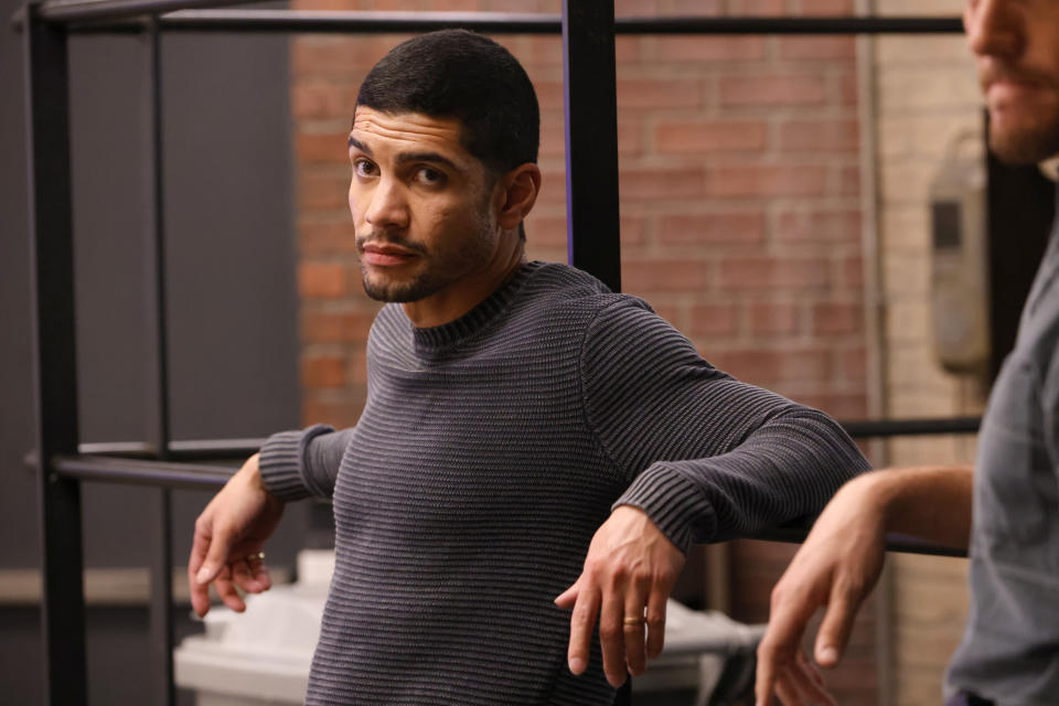 Rick Gonzalez as Det. Bobby Reyes