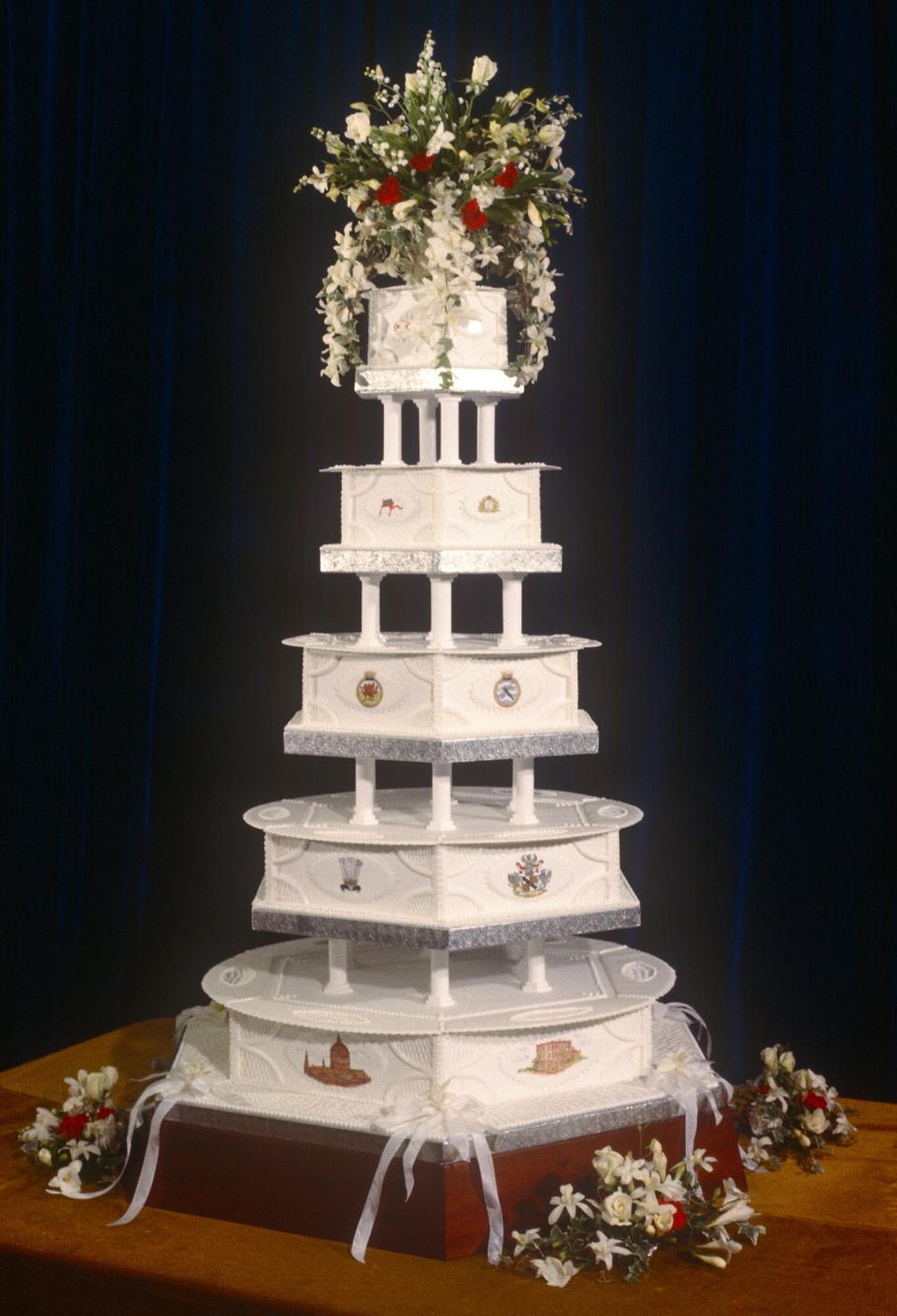 The wedding cake on display at Charles &amp; Diana Royal Wedding, 29th July 1981