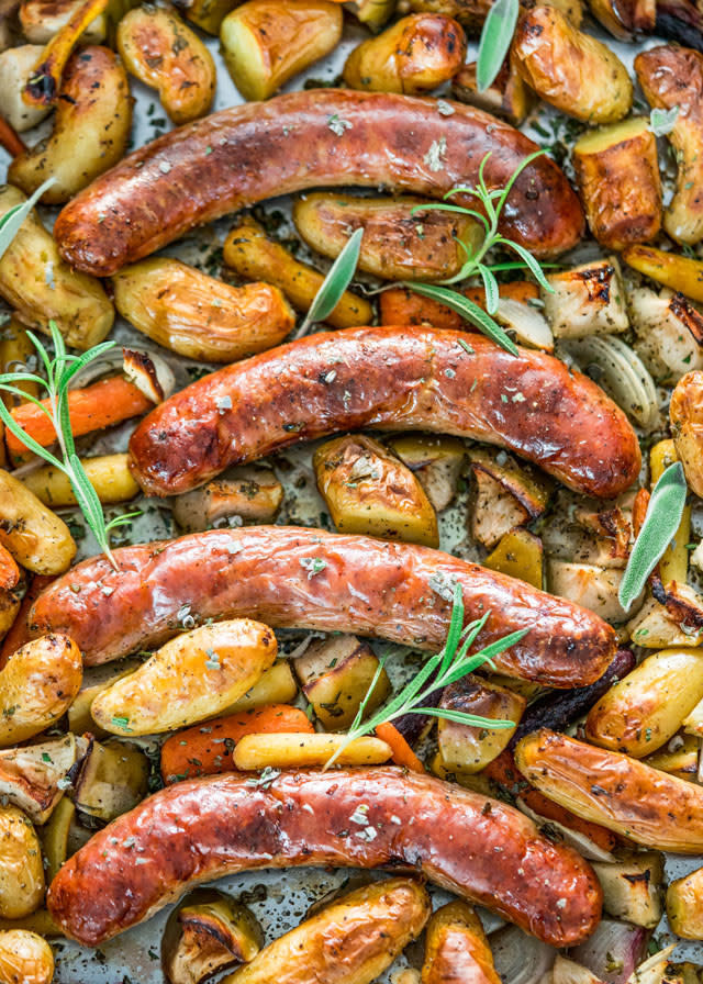 Baked Sausages With Apples Sheet Pan Dinner