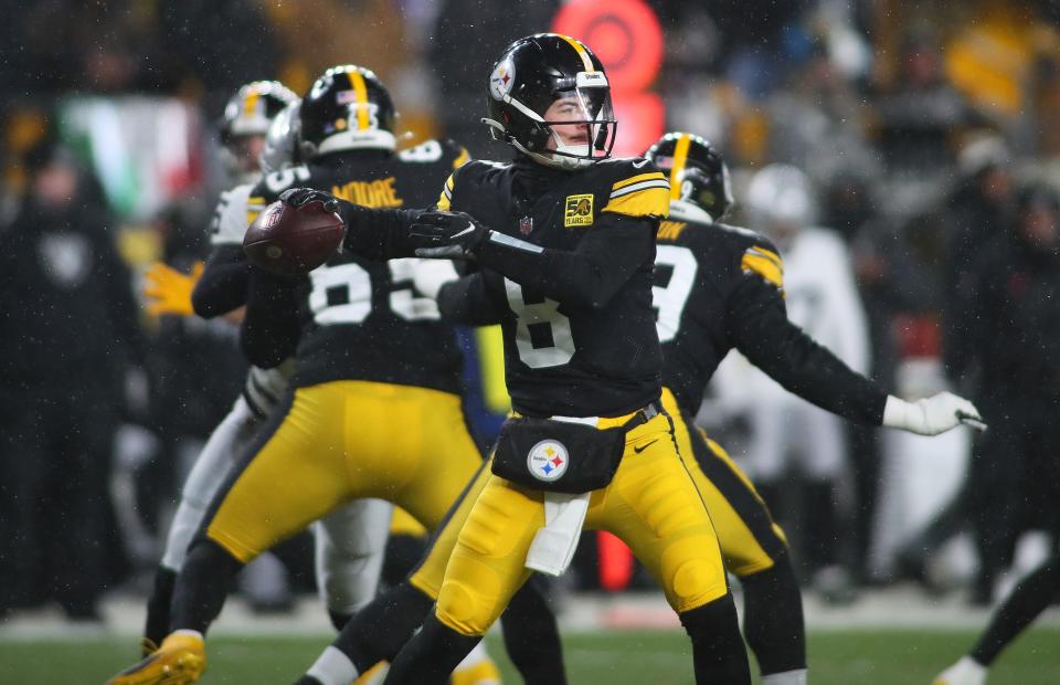 Kenny Pickett and the Pittsburgh Steelers are underdogs against the Baltimore Ravens in NFL Week 17.