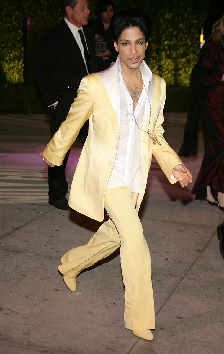 Prince leaving the 2007 Vanity Fair Oscar Party at Morton’s on February 25, 2007 in West Hollywood, California.  