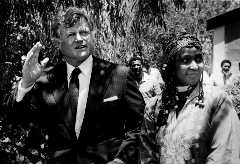 <p>Sen. Edward Kennedy made an emotional visit to banned Mrs. Winnie Mandela, who is the wife of Africa National Congress (ANC) leader Nelson Mandela in Brandfort, South Africa, on Jan 9, 1985. Nelson Mandela has been in prison for more than 20 years. The senator said that Winnie Mandela was courageous and concerned for her country. (Photo: Greg English/Reuters) </p>