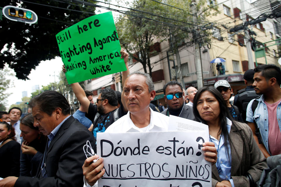 FOTOS | Protestas ante la comitiva de Trump en México