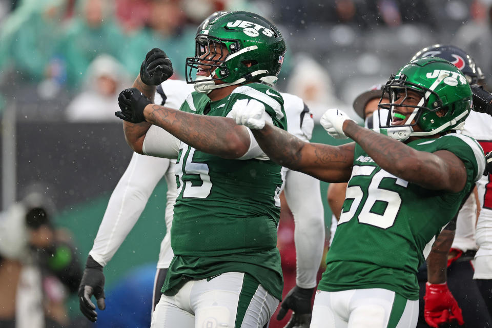 EAST RUTHERFORD, NEW JERSEY – DECEMBER 10: Quinnen Williams #95 of the New York Jets celebrates after a sack during the second half against the <a class="link " href="https://sports.yahoo.com/nfl/teams/houston/" data-i13n="sec:content-canvas;subsec:anchor_text;elm:context_link" data-ylk="slk:Houston Texans;sec:content-canvas;subsec:anchor_text;elm:context_link;itc:0">Houston Texans</a> at MetLife Stadium on December 10, 2023 in East Rutherford, New Jersey. (Photo by Al Bello/Getty Images)