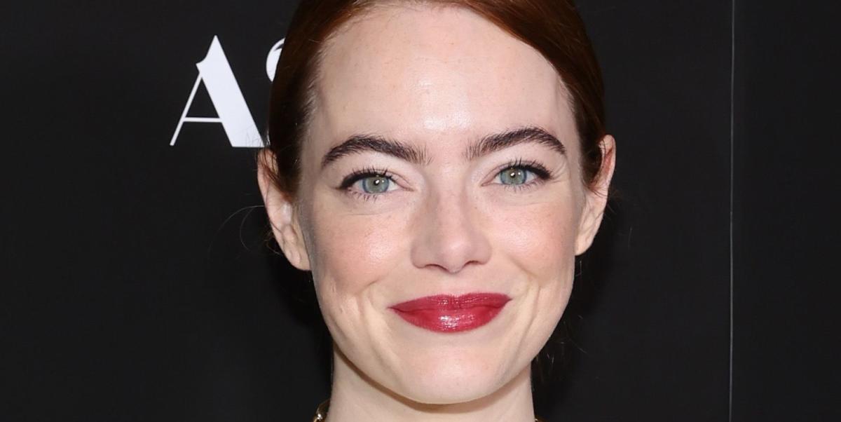 Emma Stone's Curtain Bangs at Louis Vuitton Cruise Show