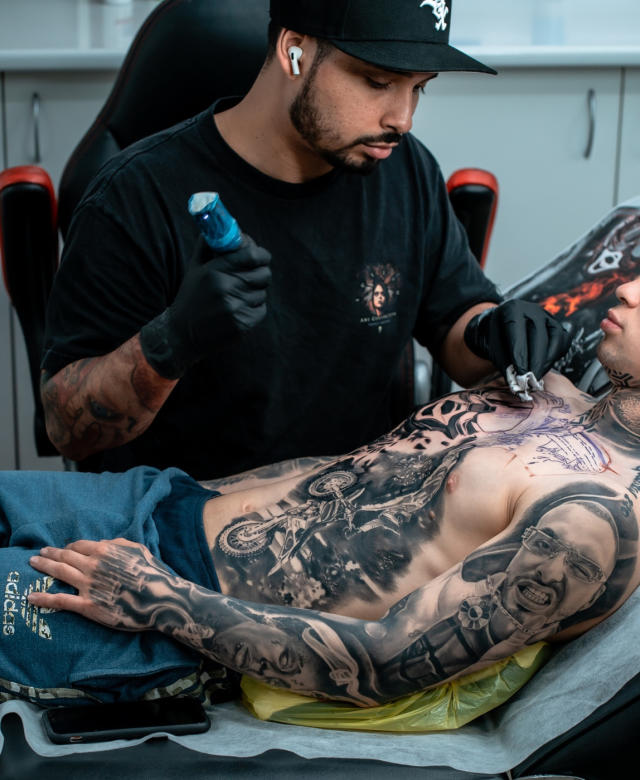 Distinctive Tattoo Studios - Distinctive Tattoo Studios