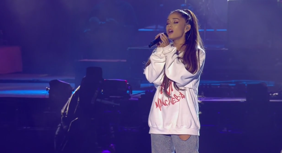 Ariana Grande Gives an Outstanding Performance, Justin Beiber breaks Down &  More from the One Love Manchester Concert
