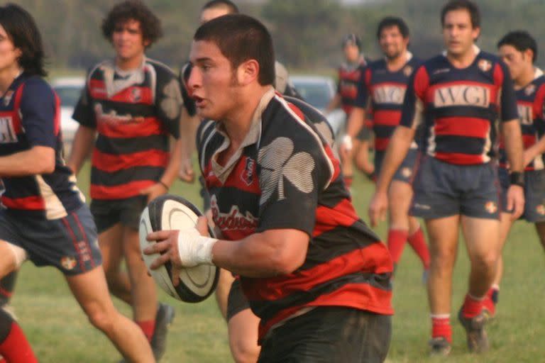 Carlos Muzzio, con la camiseta de San Patricio, en el año 2006