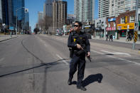 <p>An Ontario Provincial Police officer responds to an incident where a van struck multiple people at a major intersection in Toronto’s northern suburbs in Toronto, Ontario, Canada, April 23, 2018. (Photo: Chris Donovan/Reuters) </p>