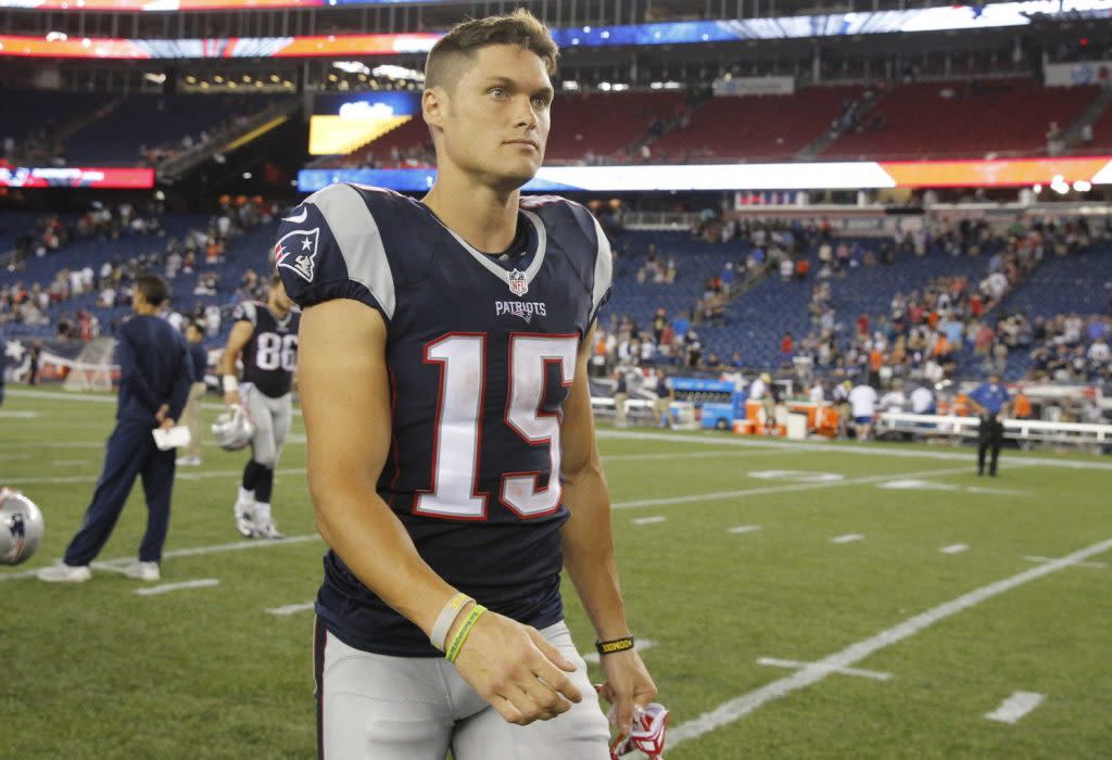 Wide receiver Chris Hogan sends a warning to young Patriots receivers