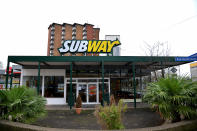 <p>Wenn es schnell gehen muss, ist ein Sandwich ein guter Snack. Das finden auch 11,2 Prozent der Befragten, die sich regelmäßig bei Subway ein Sandwich oder Wrap zubereiten lassen. (Foto: ddpimages) </p>