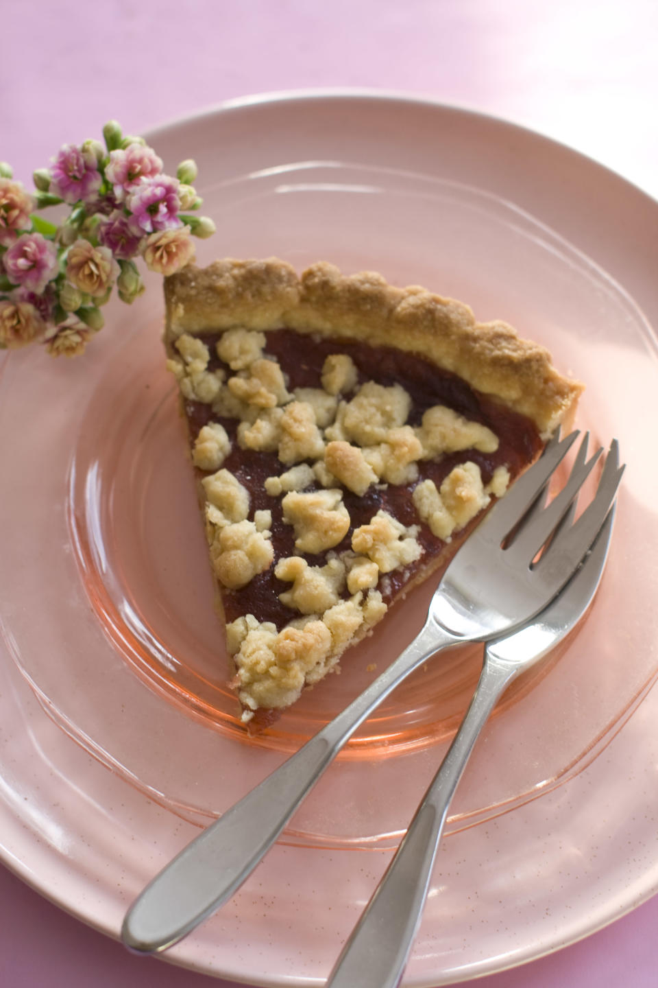 This Jan. 13, 2014 photo shows Italian jam tart in Concord, N.H. (AP Photo/Matthew Mead)