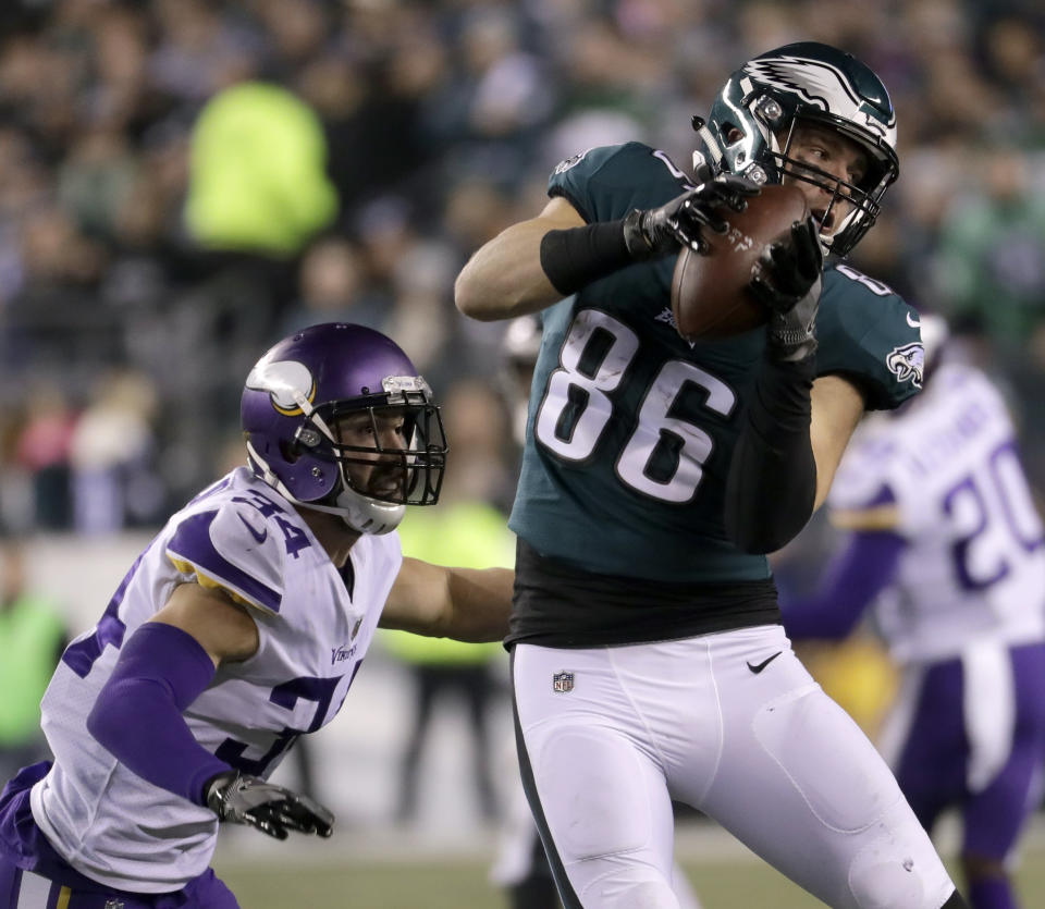 Zach Ertz catches a pass in front of Minnesota Vikings’ Andrew Sendejo during the first NFC championship game. (AP)