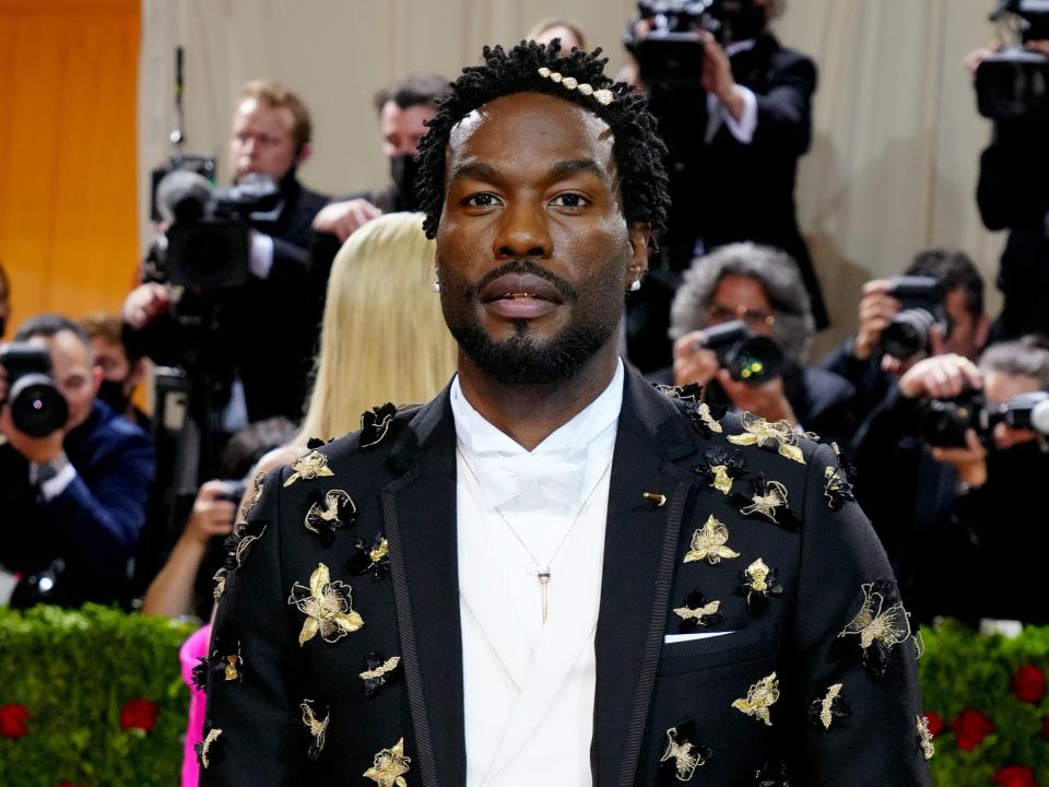 Yahya Abdul-Mateen II attends The 2022 Met Gala Celebrating "In America: An Anthology of Fashion" at The Metropolitan Museum of Art on May 02, 2022.