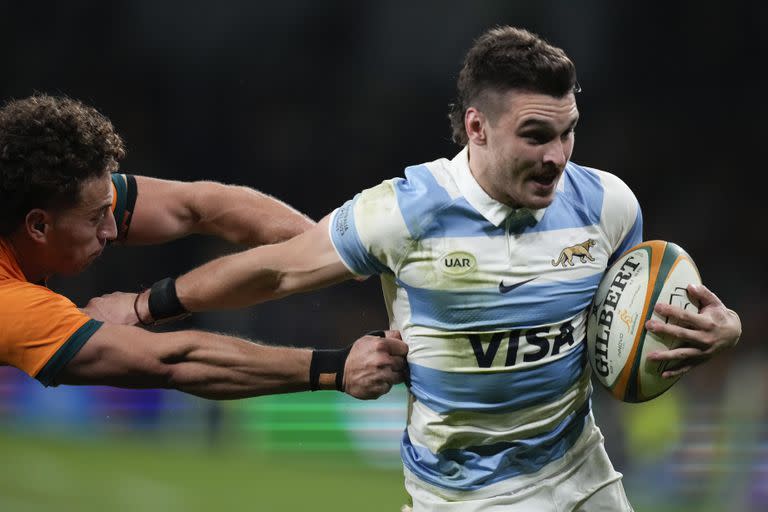 El tucumano Mateo Carreras convirtió un try para el equipo argentino y volvió a dar la talla en la pelea hacia el Mundial