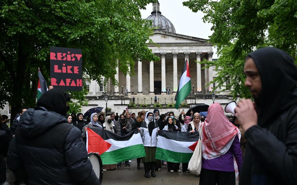 Protesters at UCL hold up a 'Resist like Rafah' sign, in reference to the Gazan city