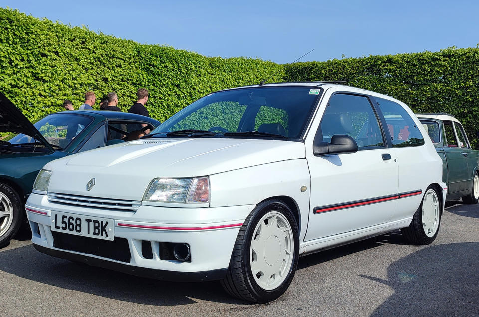 <p>Retro Rides was festooned with cool fast Renaults, the mid-engined 5 Turbo, the later GT Turbo and a Holy Grail Clio in the form of a Williams. This isn’t one of those though, it’s a much humbler Oasis special edition.</p>