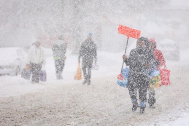 Bills, Browns brace for Buffalo snowstorm: Latest forecast