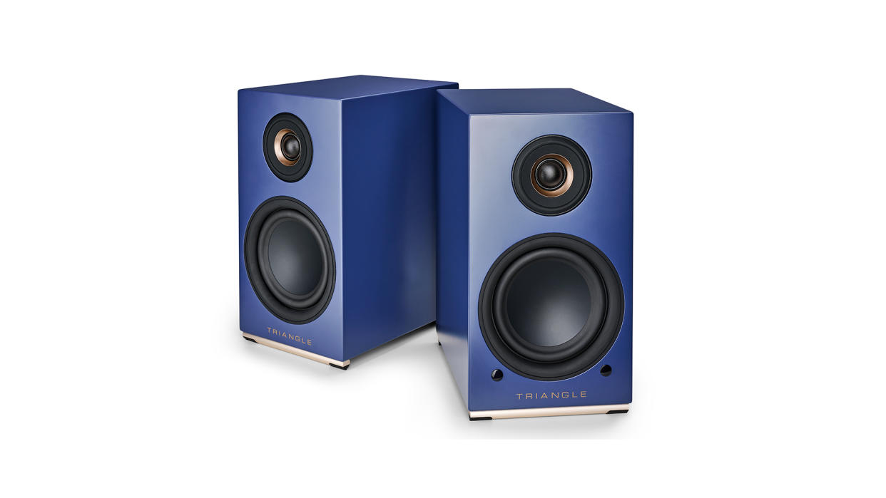  Speaker system: Triangle AIO Twin. 