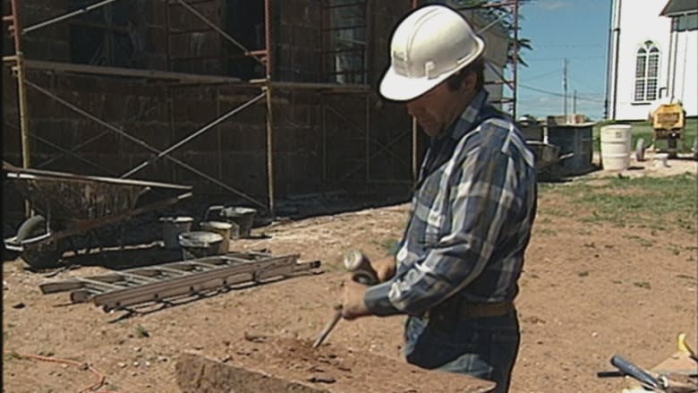 'I remain true to the building': P.E.I. stonemason taking home heritage award