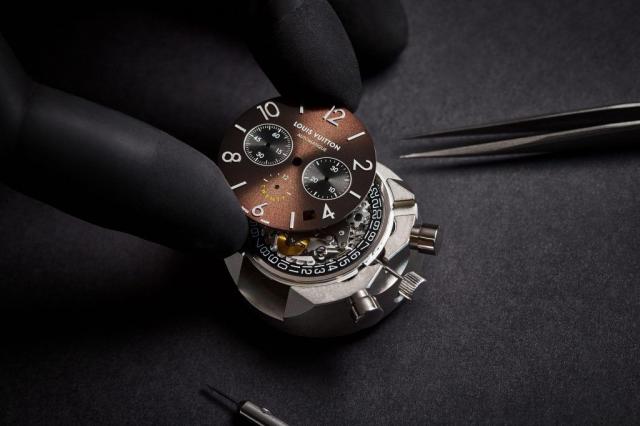 Louis Vuitton 41.5mm Tambour Essentials Automatic Chronograph LV